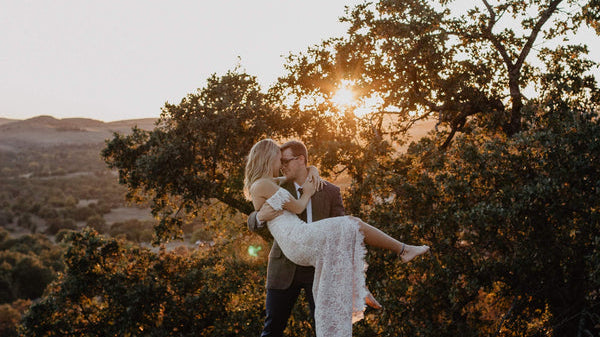 Vakantiefoto tijdens golden hour met warm strandlicht