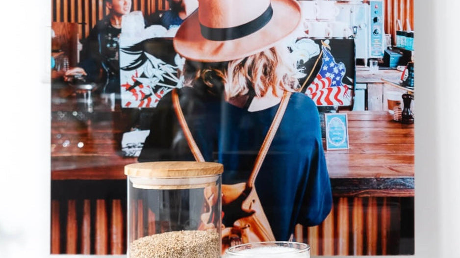 Foto op glas met een luxe, hoogwaardige uitstraling als kunstwerk aan de muur