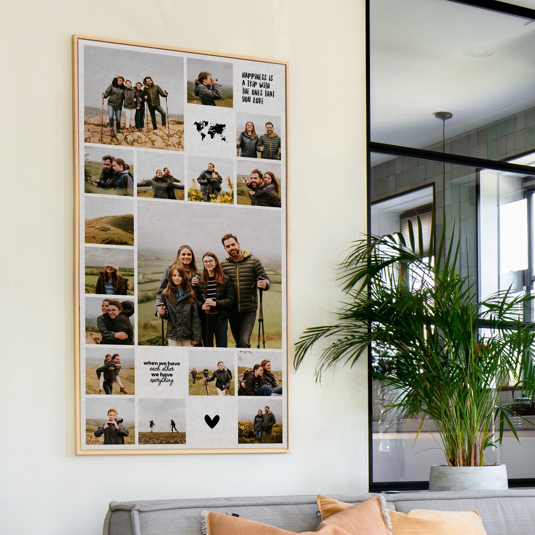Instawall Akoestisch Tall 1:2 collage wanddecoratie met familiefoto’s in houten lijst in woonkamer